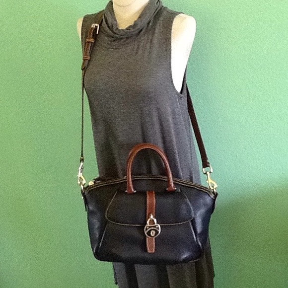 Final sale Authentic Donny &Bourke handbag/crossbody/shoulder - Picture 2 of 11